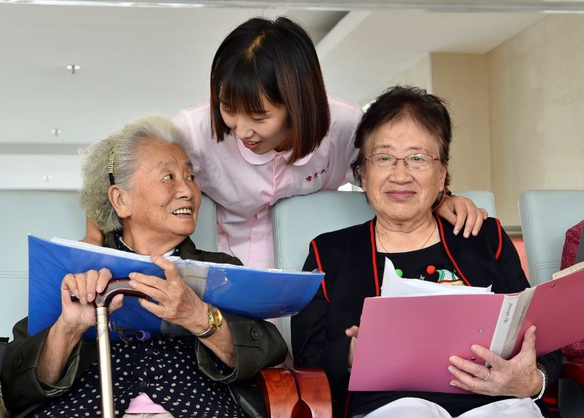elderly care (xinhua).jpg