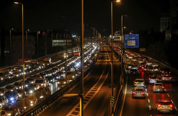 istanbul traffic (ap).jpg