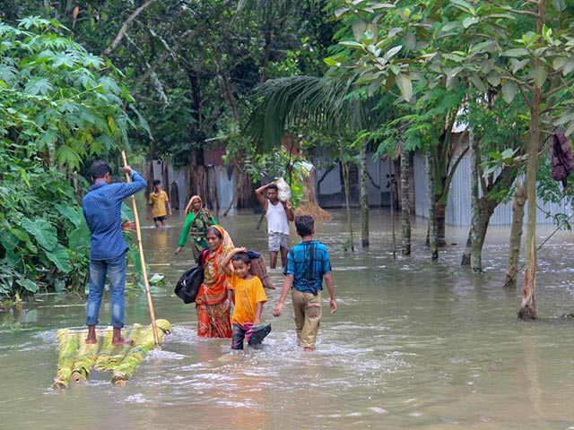 bangladesh-floods-2017-mobile.jpg