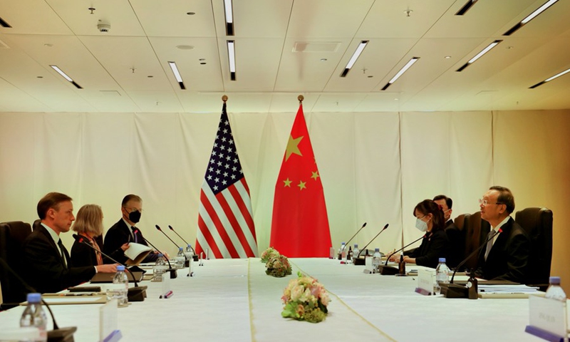 Yang Jiechi (1st R), a member of the Political Bureau of the Communist Party of China (CPC) Central Committee, met here Wednesday with U.S. National Security Advisor Jake Sullivan (1st L) (Photo: Xinhua)