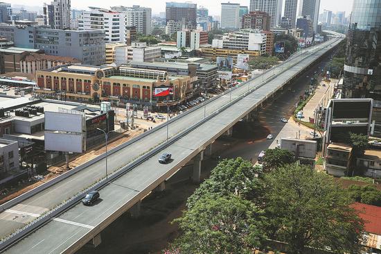 An expressway cuts through Nairobi on May 14. (Photo/Xinhua)