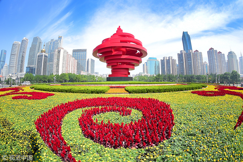 As the Shanghai Cooperation Organization (SCO) Qingdao Summit approaches, the city has been turned into a sea of colorful flowers and trees, seen here on Wednesday, May 30, 2018. [File Photo: VCG]