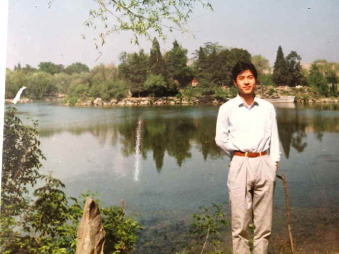 Li Yanhong at a young age [Photo: Baidu Weibo]