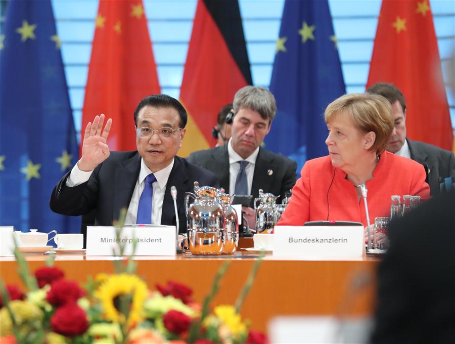 Chinese Premier Li Keqiang and German Chancellor Angela Merkel co-chair the fifth round of intergovernmental consultations in Berlin, Germany, July 9, 2018. [Photo/Xinhua]