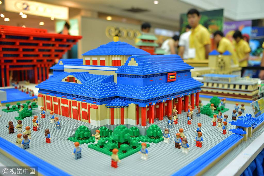 The Sun Yat-sen Memorial Hall made with Lego bricks on display in Hangzhou, Zhejiang Province. [Photo: VCG]