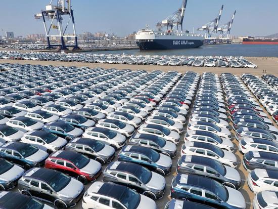 China's foreign trade up 3.6 pct in first 10 months