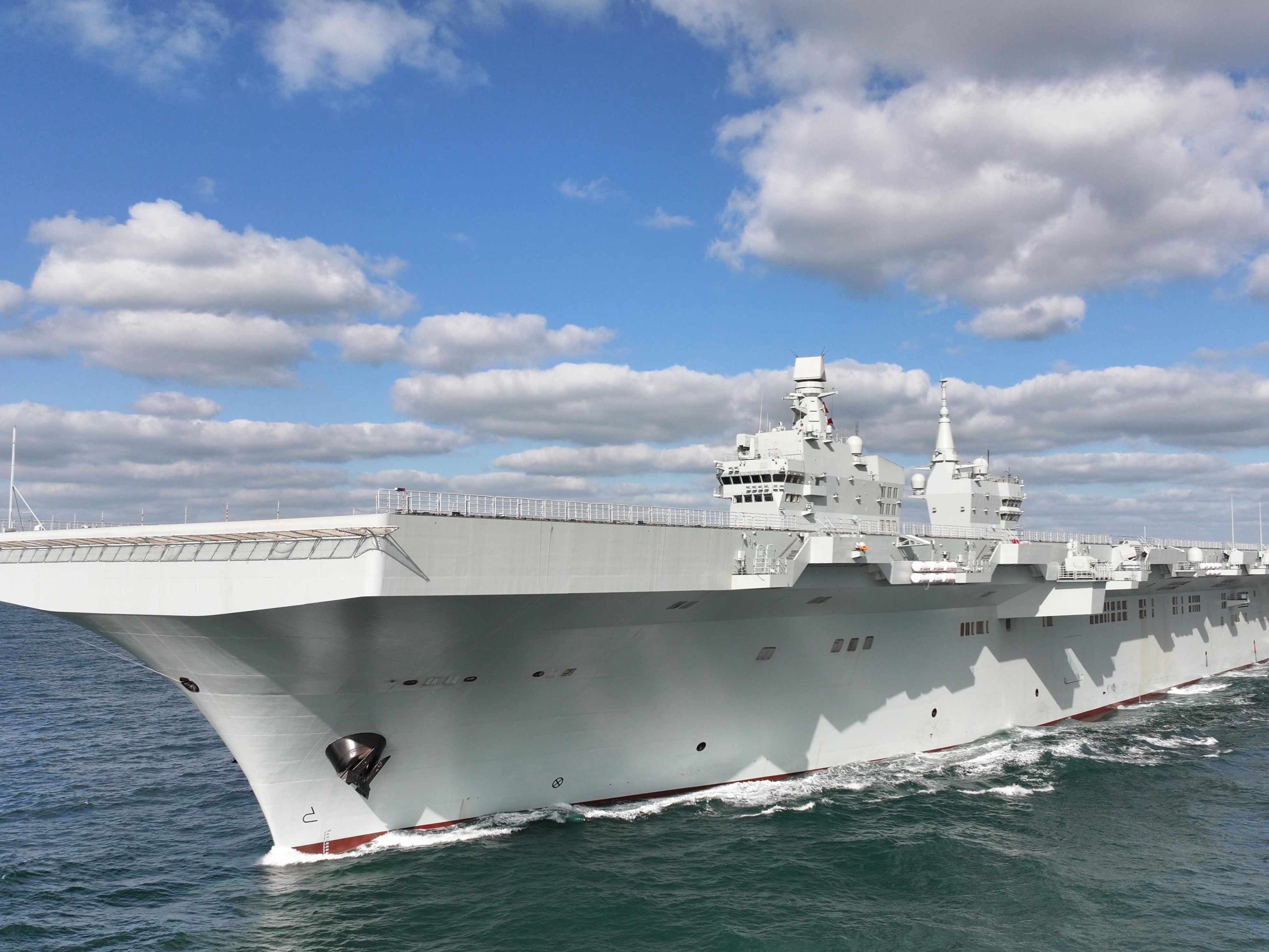 China's Type 076 amphibious assault ship 'Sichuan' completes maiden sea trial