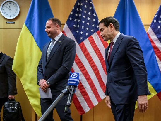 US, Ukraine say Geneva talks make 'progress' but differences remain