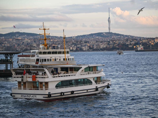 View of Golden Horn in Istanbul, Türkiye