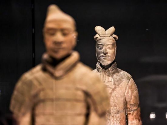 In pics: media preview of exhibition on civilization of China's Qin and Han Dynasties held in Hungary
