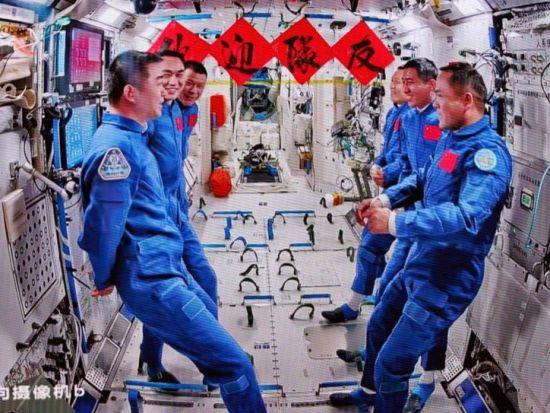 Shenzhou-21 crew set for first extravehicular activities