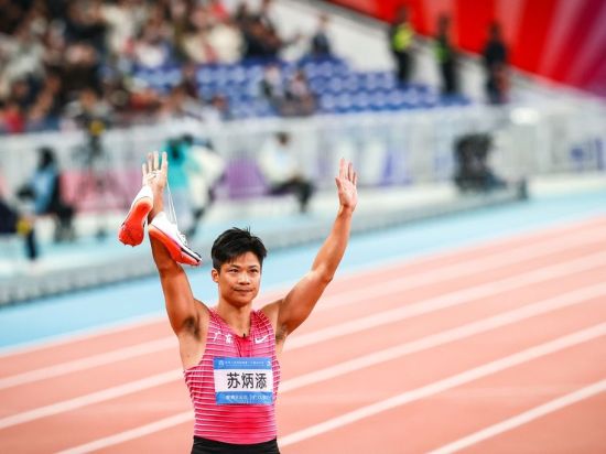 China's top sprinter Su Bingtian retires