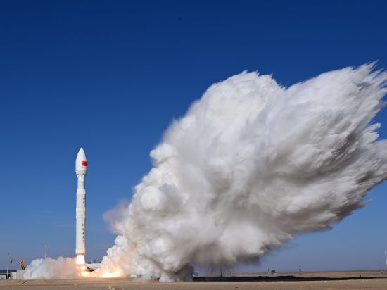 China launches Lijian-1 rocket, sending 9 satellites into orbit