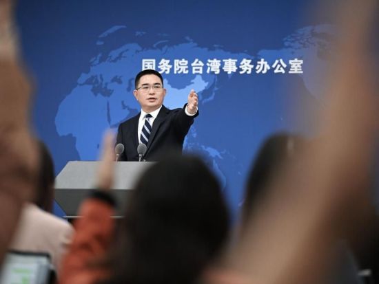 DPP authorities slammed for hollowing out Taiwan's industrial strengths