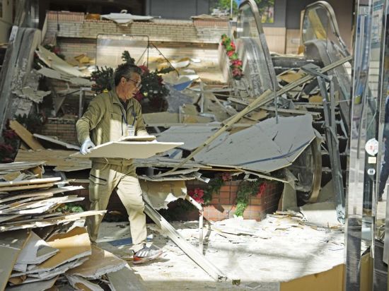 52 injured after 7.5-magnitude quake hits northeastern Japan