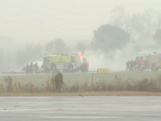 7 killed in small plane crash at US North Carolina airport