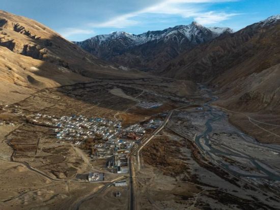 Residents celebrate traditional 'Gutu Eve' ahead of Tibetan New Year in SW China's Xizang