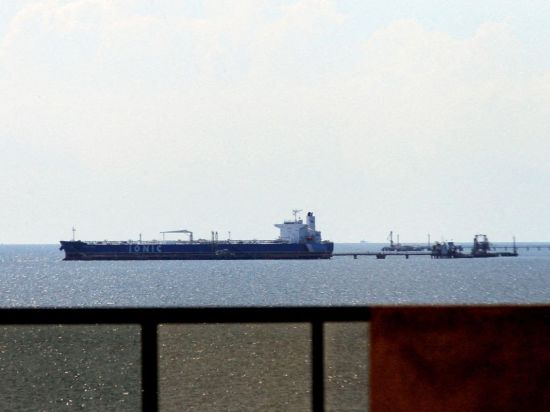 US steps up oil blockade with 3rd tanker interception near Venezuela: media
