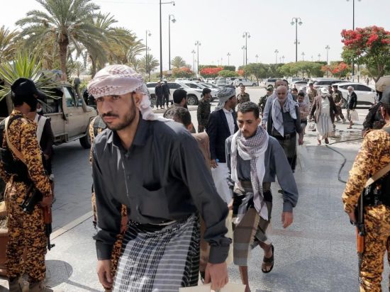 Yemen's warring sides agree to swap nearly 3,000 detainees