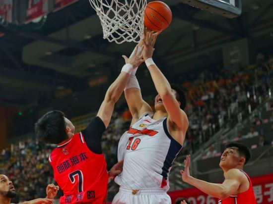 Guangdong Southern Tigers stay perfect, Jiangsu Dragons get first win in CBA action