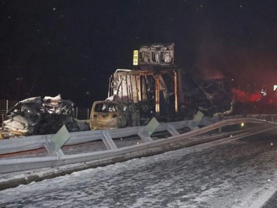 1 dead, 26 injured in 50-vehicle pileup northwest of Tokyo