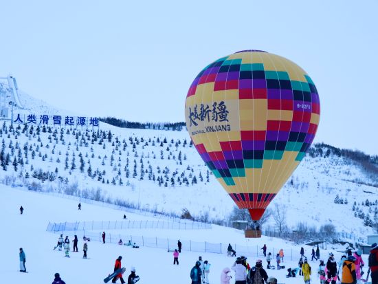 Xinjiang's Altay snow season draws more than 6 million visitors