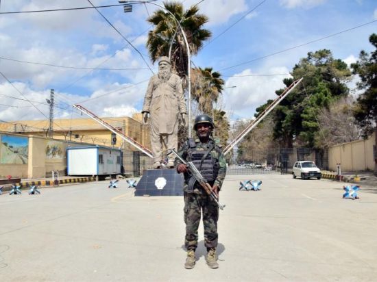 Security forces gun down 4 terrorists in SW Pakistan