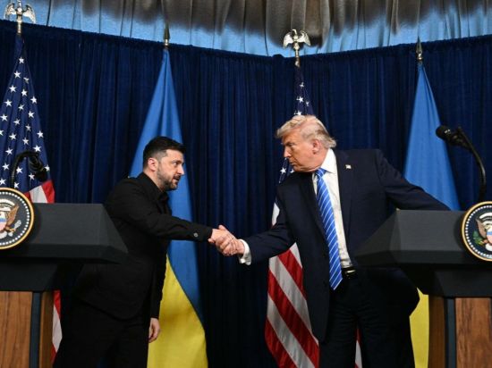 Trump, Zelensky confer on peace deal for Ukraine, breakthrough eludes
