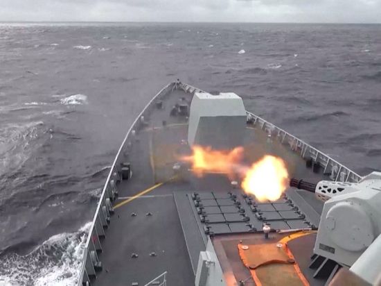 PLA conducts drills on assault against maritime targets, anti-air and anti-submarine operations to n