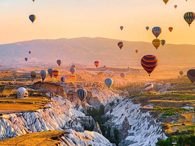 Türkiye grants visa-free entry to Chinese tourists