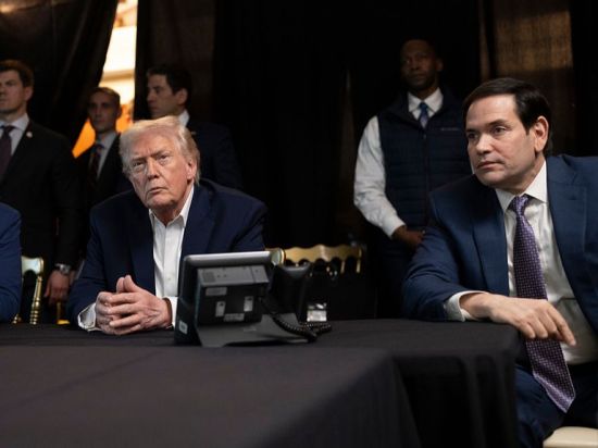 US threatens Venezuela's acting president as Maduro awaits Monday hearing