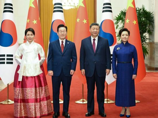 Xi holds talks with ROK President Lee Jae Myung
