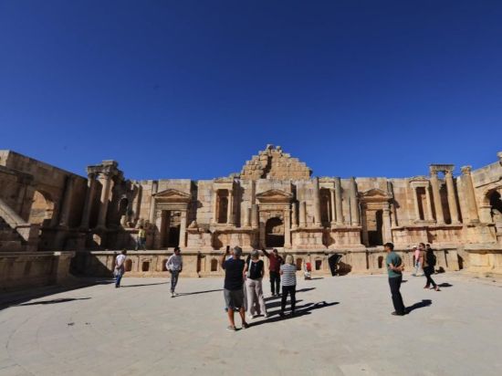Jordan extends temporary residency for foreigners to boost tourism, investment