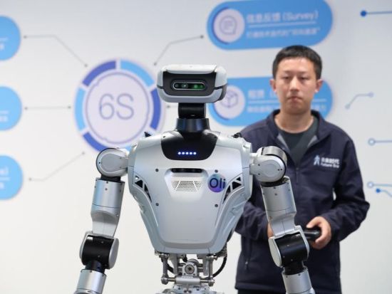 China to strengthen emerging, future industries in 2026-2030: official