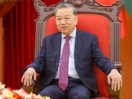 To Lam re-elected as Vietnam's communist party chief