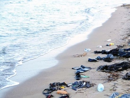 2 dead, 1 hospitalized in eastern Australia drowning incident