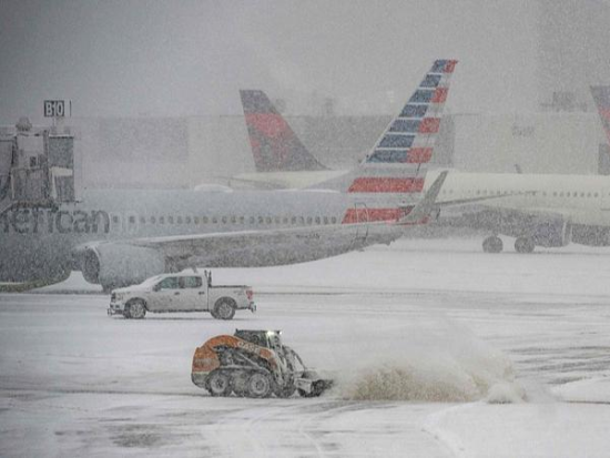 At least 14 dead across multiple US states amid winter storm