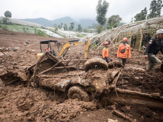 Death toll in Indonesian landslide reaches 80 after 10 days of search