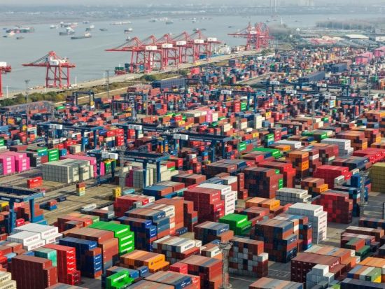 China's trade with other APEC economies exceeds 125 tln yuan from 2021 to 2025