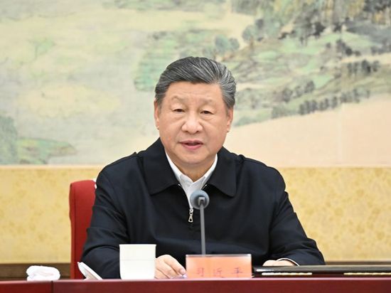 President Xi on industries of the future