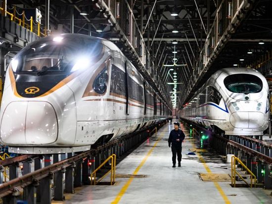 China sees over 1.4 bln inter-regional trips in first week of Spring Festival travel rush