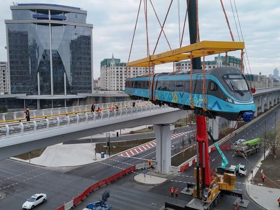 Kazakh PM instructs national railway to ensure at least 40 mln tons of transit cargo in 2026