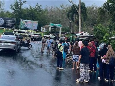 Gunman under control after storming school in southern Thailand: local official