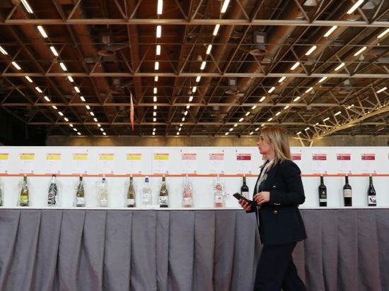 French wine, spirits exports fall sharply in 2025, weighed down by US market