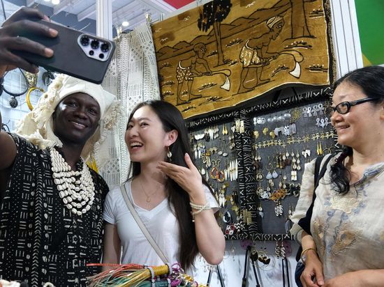 China to implement zero tariffs on imports from 53 African countries