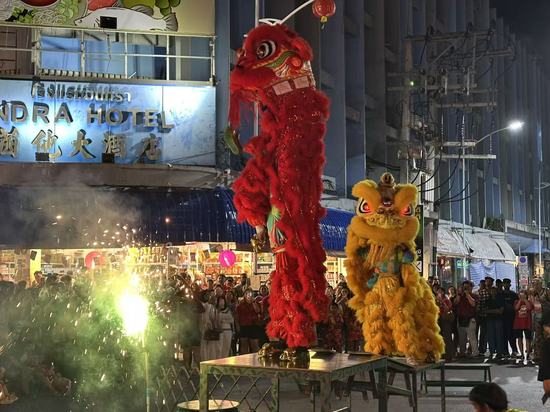 Dragon dances, fireworks ring in Year of the Horse in Hat Yai, Thailand