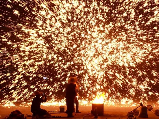 China to tighten safety oversight of fireworks