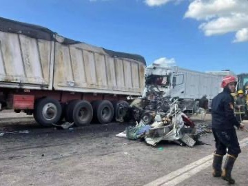 18 killed in truck collision in Egypt