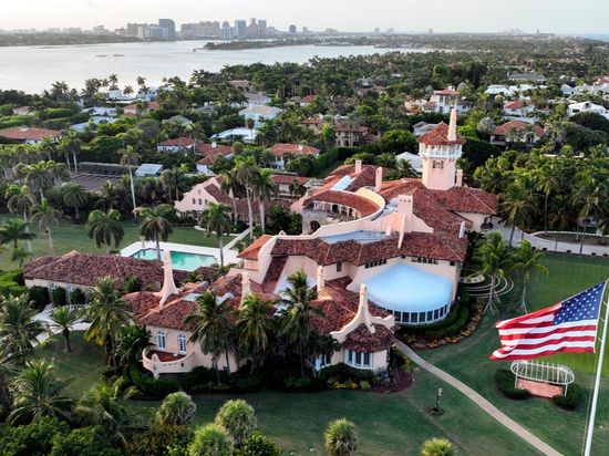 Man killed by secret service while trying to unlawfully enter Mar-a-Lago: media