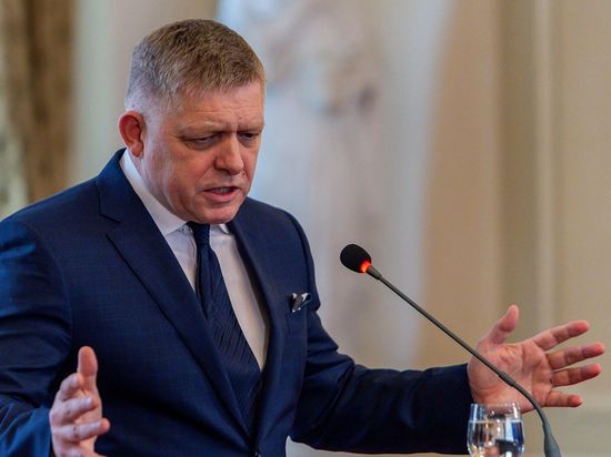 Slovak PM threatens power cut as Ukraine oil row escalates